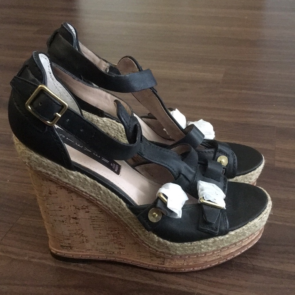 Steve Madden Brand New Cieze size 8.5 wedges